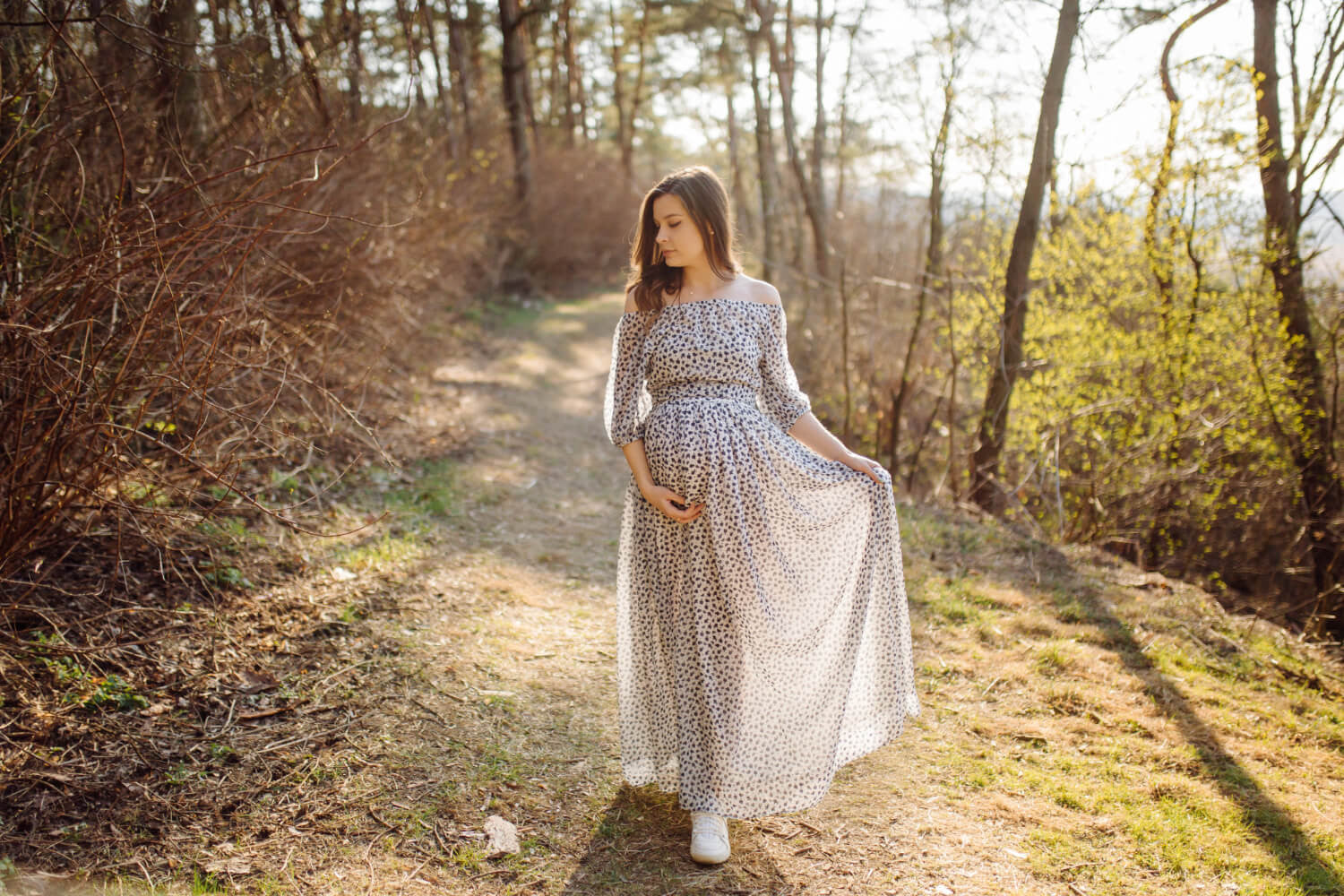 STAY FASHIONABLE AND COMFORTABLE WITH MATERNITY MAXI DRESSES