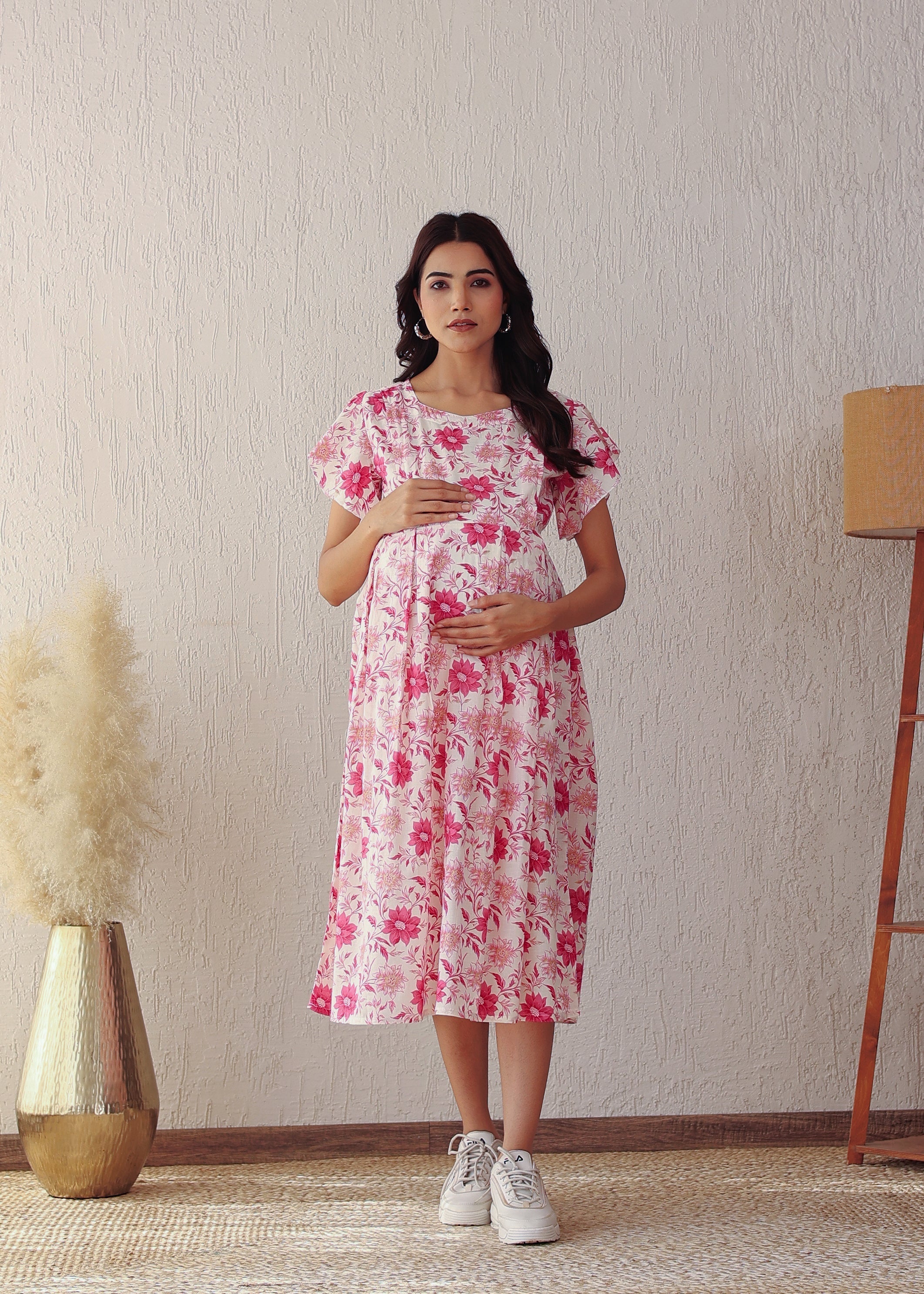 Plus size Pink Floral Cotton Nursing Midi Dress: Stylish Comfort