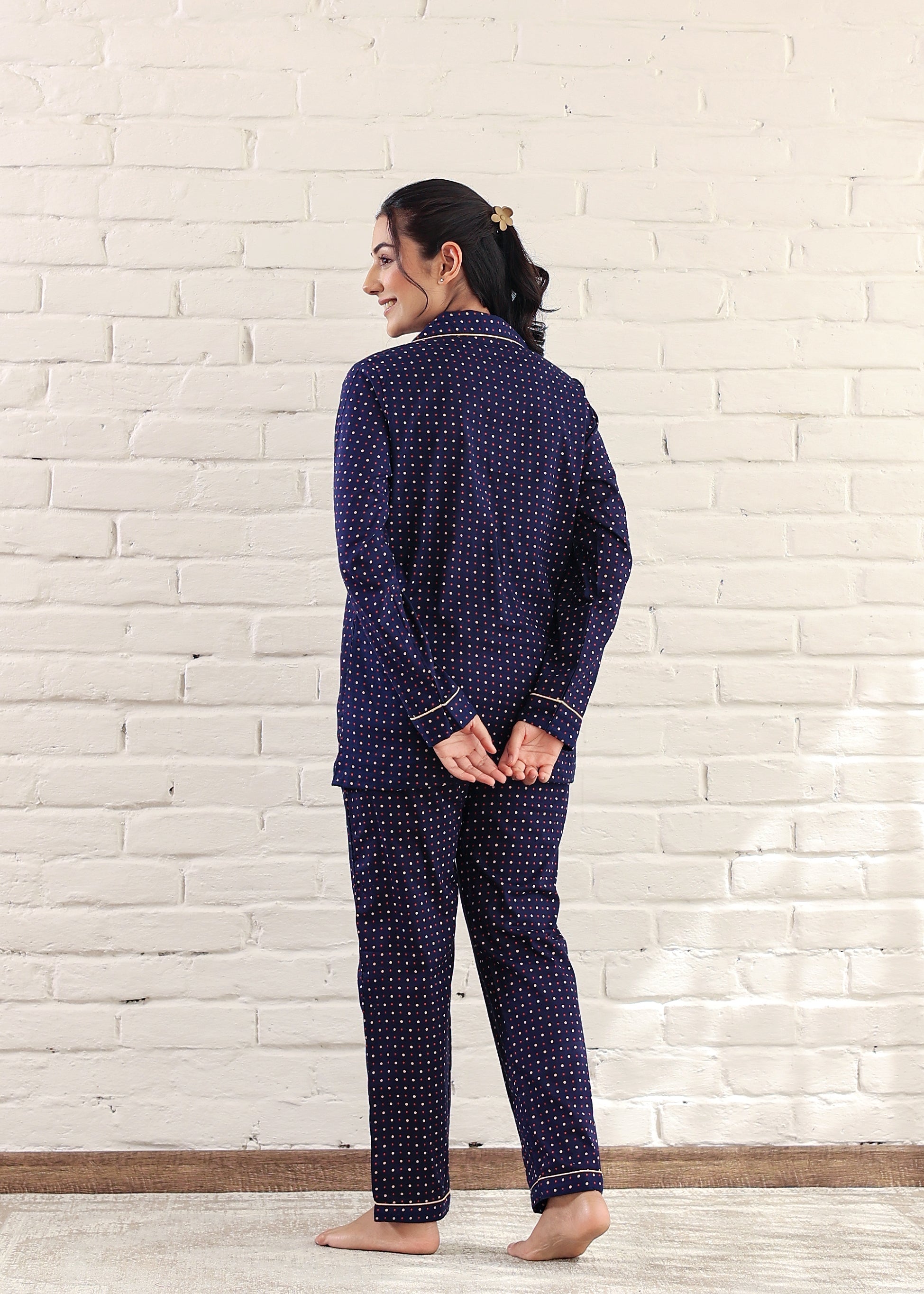 Plus Size Blue Dotted Cotton Night Suit: Cozy Comfort