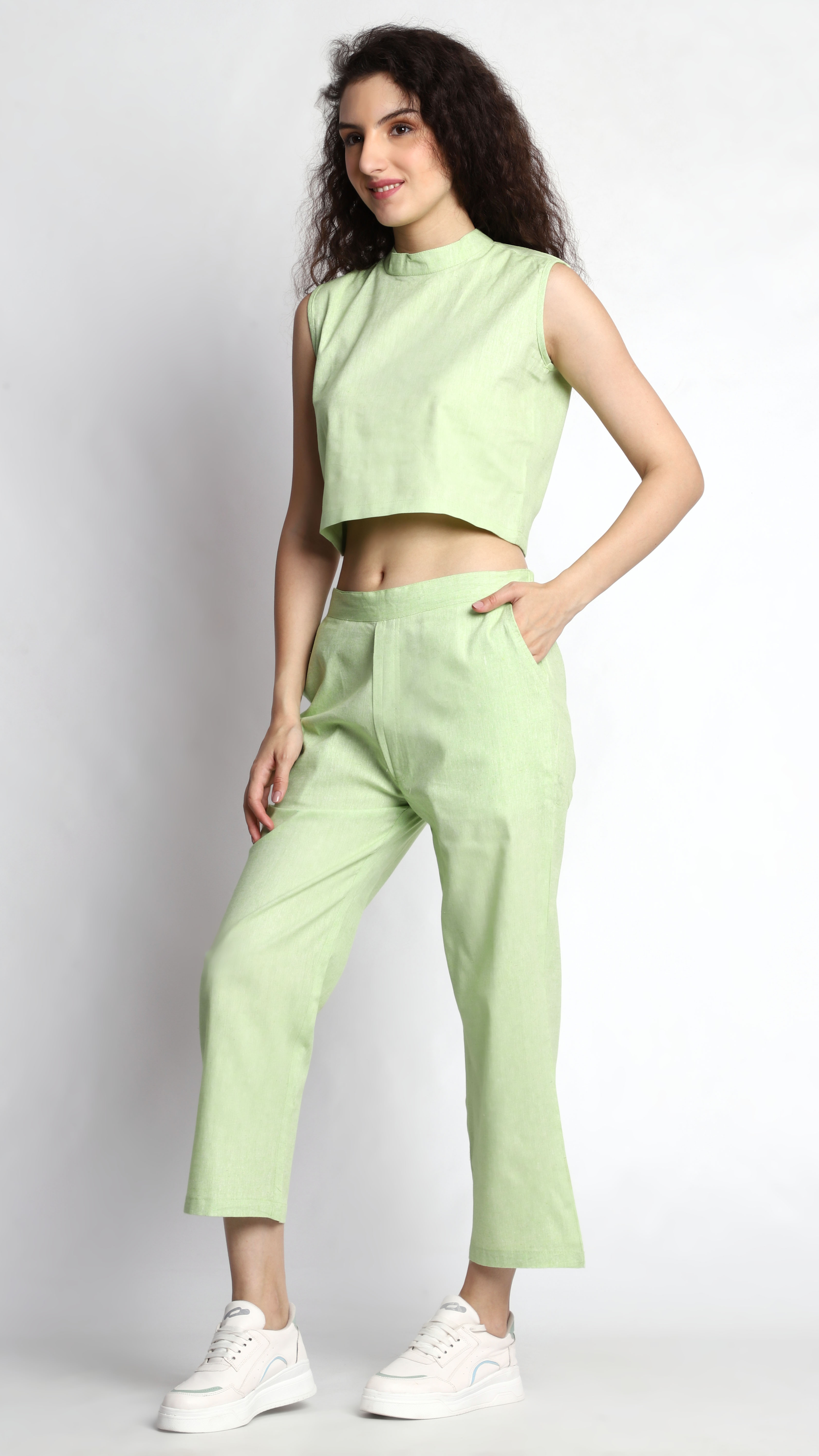 Chic Sleeveless Crop Top Co-ord Set