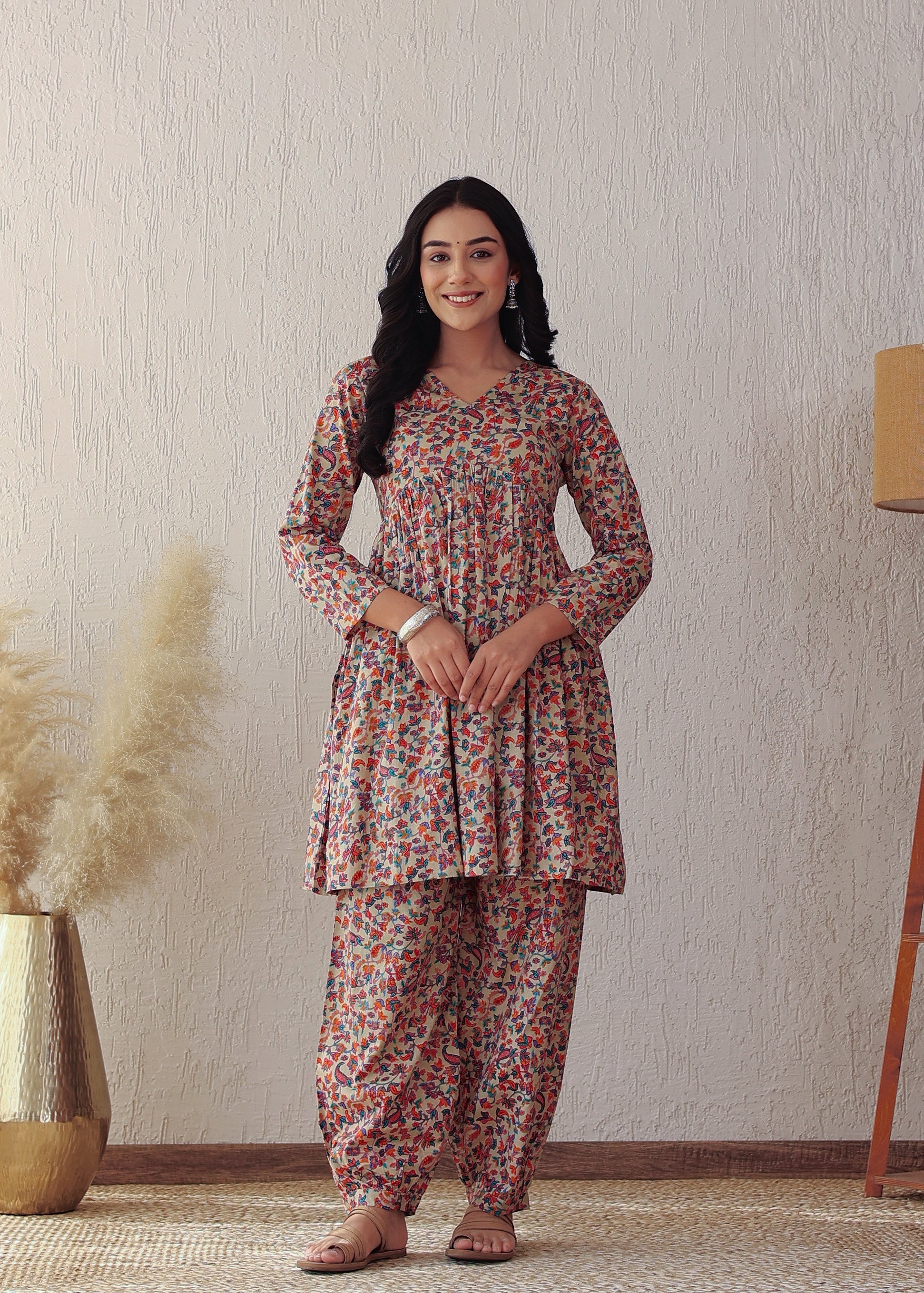 Plus Size Multicolored Cotton Co-ord Set: V-Neck Kurta