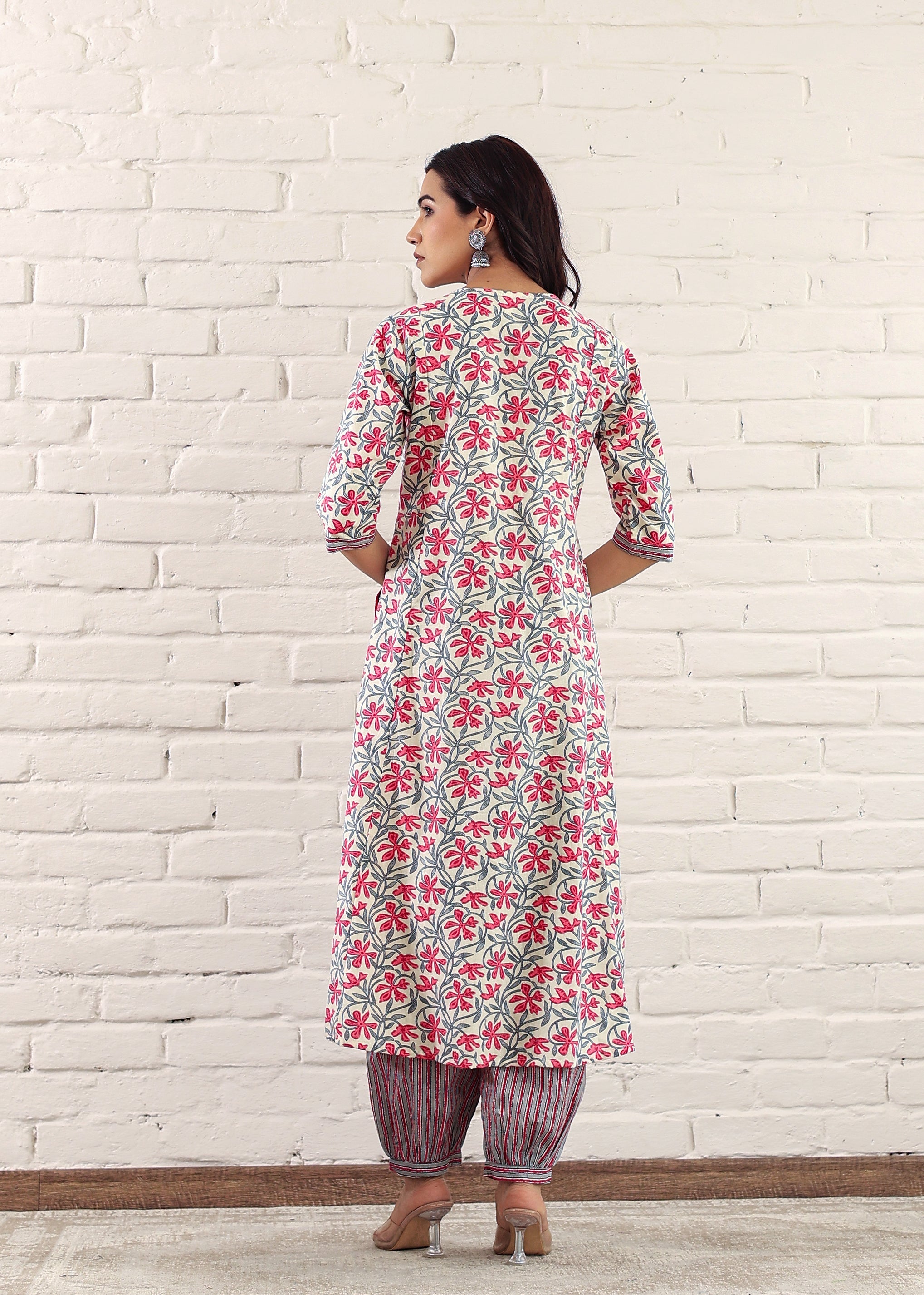 Plus Size Pink Cotton Sanganeri Floral Print A-Line Kurta Set